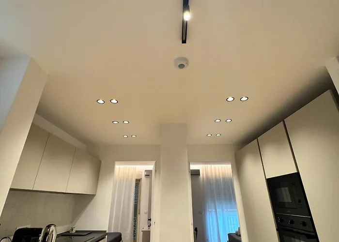 Lungomare Vazzana بيت ضيافة 4*