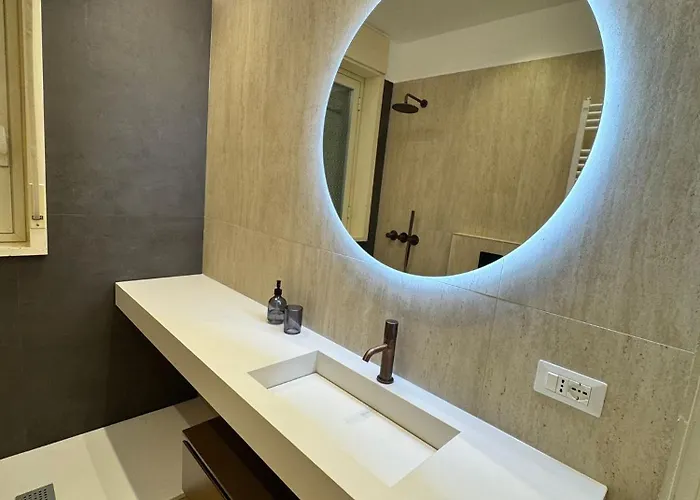 Lungomare Vazzana تْشيفالو